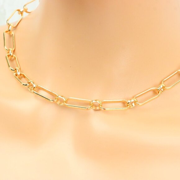 "Minimalist & Elegant Necklace Chain – Perfect for Women & Girls | UNVRC1570 - Picture 2 of 10